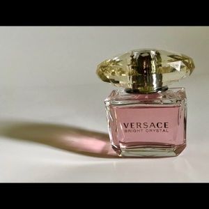 Versace Bright Crystal Eau de Toilette Spray